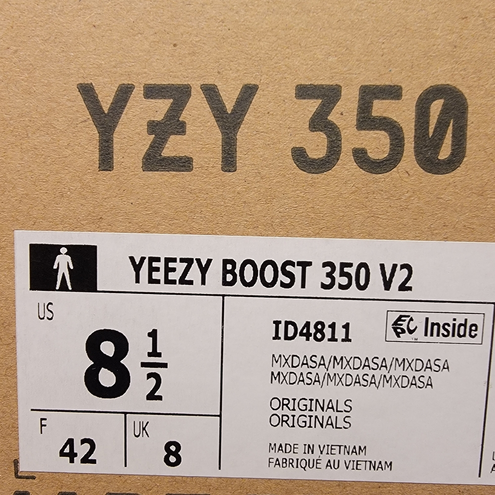 Yeezy Boost 350 V2 Sneakers